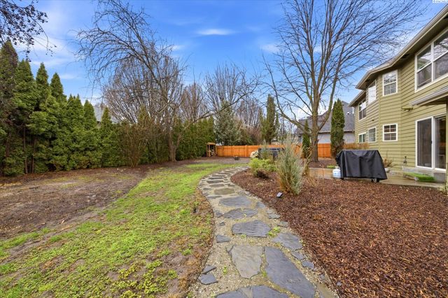 1213 Yellowhawk Pl, Walla Walla, WA 99362