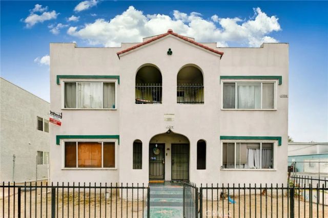 1224 E 17th Street, Long Beach, CA 90813