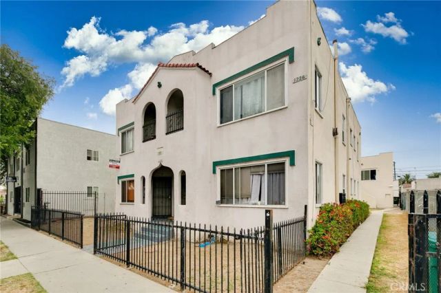 1224 E 17th Street, Long Beach, CA 90813