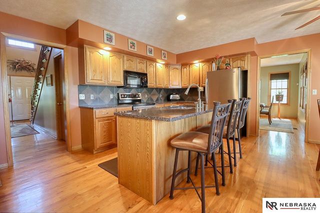 6801 Vanderslice Circle, Lincoln, NE 68516