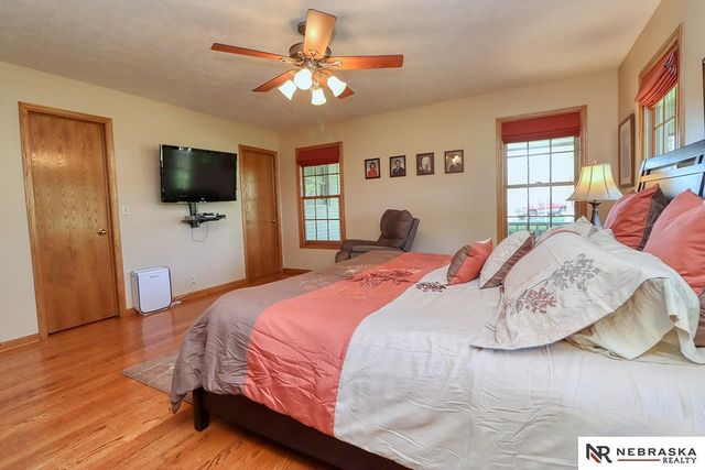 6801 Vanderslice Circle, Lincoln, NE 68516