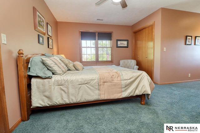 6801 Vanderslice Circle, Lincoln, NE 68516