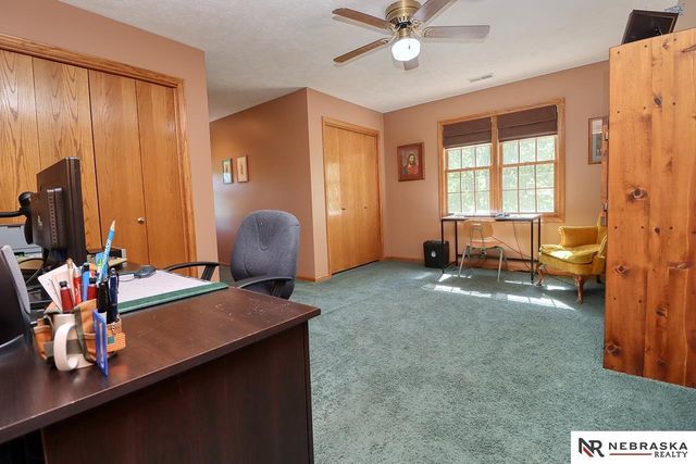 6801 Vanderslice Circle, Lincoln, NE 68516