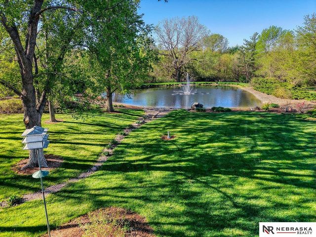 6801 Vanderslice Circle, Lincoln, NE 68516