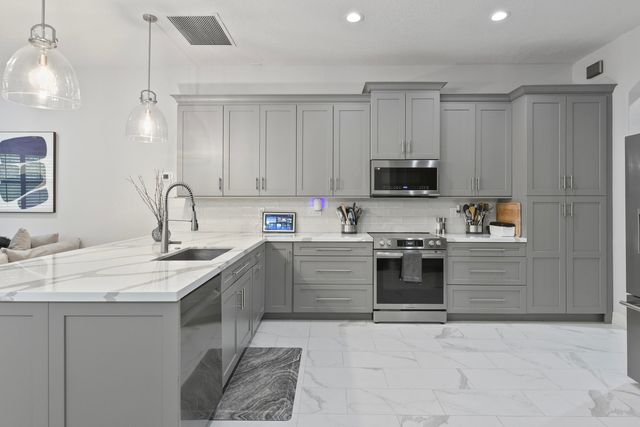4465 Wellington Shores Drive, Wellington, FL 33449