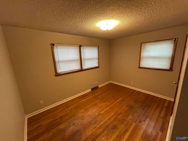 4017 Summerhill Place, Huntsville, AL 35810