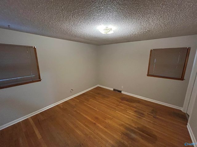 4017 Summerhill Place, Huntsville, AL 35810