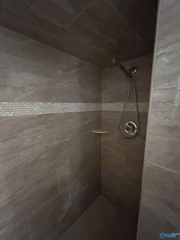 4017 Summerhill Place, Huntsville, AL 35810