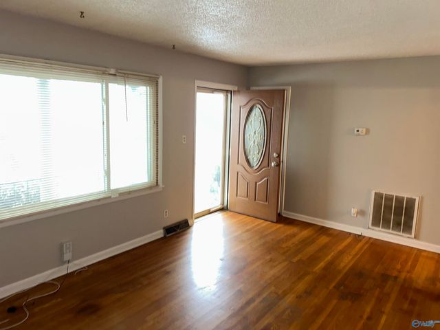 4017 Summerhill Place, Huntsville, AL 35810