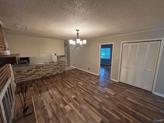 4017 Summerhill Place, Huntsville, AL 35810