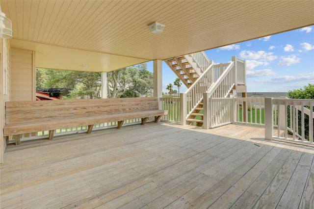 3608 Elmen Street, Seabrook, TX 77586