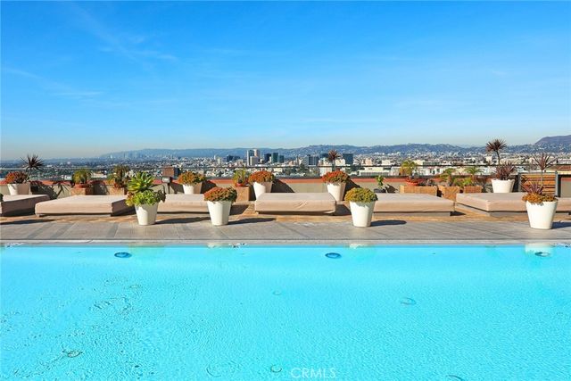 1100 Wilshire Boulevard 3309, Los Angeles, CA 90017