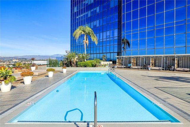 1100 Wilshire Boulevard 3309, Los Angeles, CA 90017