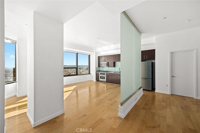 1100 Wilshire Boulevard 3309, Los Angeles, CA 90017