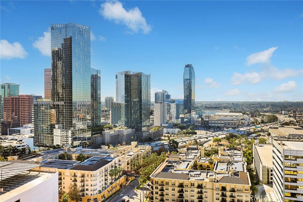 1100 Wilshire Boulevard 3309, Los Angeles, CA 90017