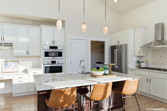 20786 Melody Lane, Eagle River, AK 99577