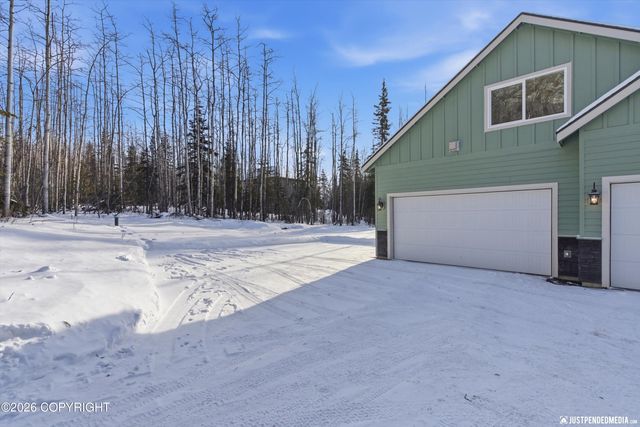 20786 Melody Lane, Eagle River, AK 99577