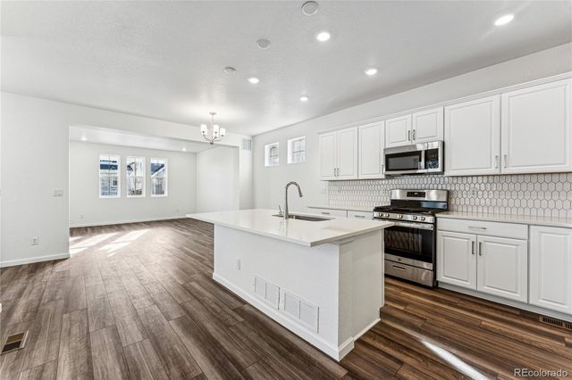 3304 N Catawba Way, Aurora, CO 80019