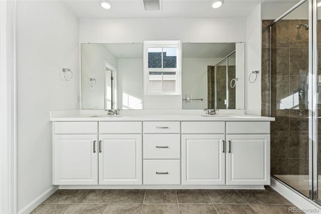 3304 N Catawba Way, Aurora, CO 80019