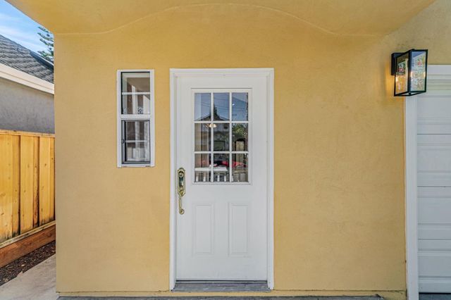 280 College Avenue, Mountain View, CA 94040