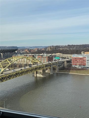 320 Fort Duquesne Blvd 19H, Downtown Pgh, PA 15222