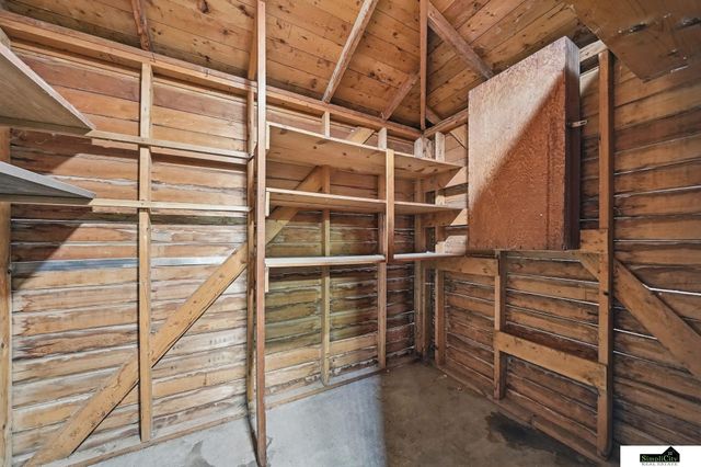 4027 F Street, Lincoln, NE 68510