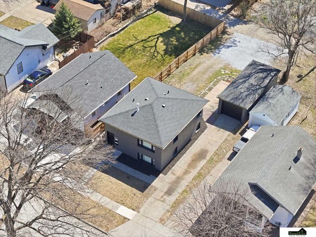 4027 F Street, Lincoln, NE 68510