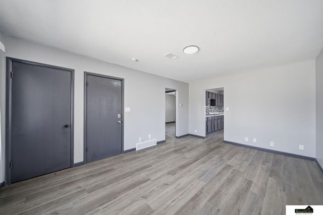 4027 F Street, Lincoln, NE 68510