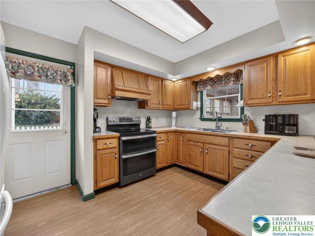 4936 Meadow Lane, Lower Macungie Twp, PA 18062