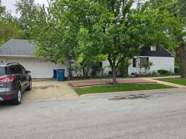 7601 Laramie Avenue, Burbank, IL 60459