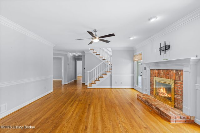 803 Lake Forest Pkwy, Louisville, KY 40245