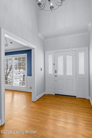 803 Lake Forest Pkwy, Louisville, KY 40245