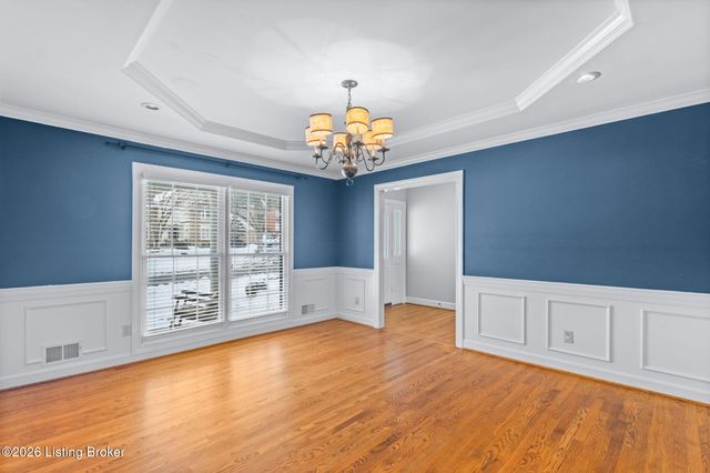 803 Lake Forest Pkwy, Louisville, KY 40245