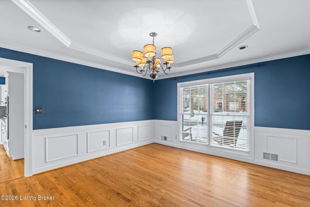 803 Lake Forest Pkwy, Louisville, KY 40245