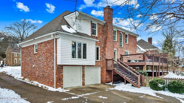 803 Lake Forest Pkwy, Louisville, KY 40245