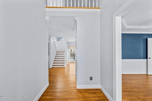 803 Lake Forest Pkwy, Louisville, KY 40245