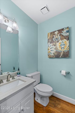 803 Lake Forest Pkwy, Louisville, KY 40245