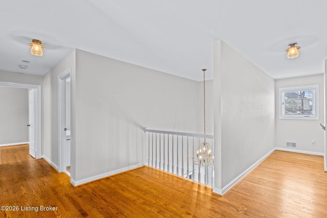 803 Lake Forest Pkwy, Louisville, KY 40245