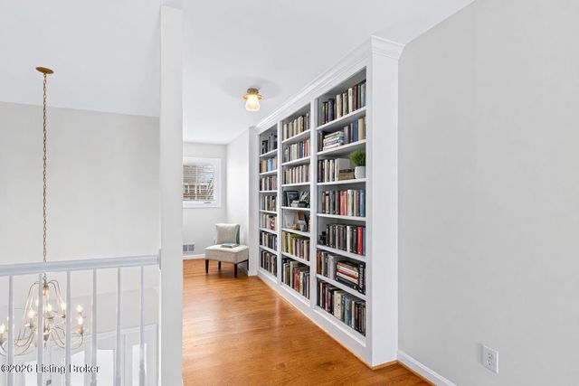 803 Lake Forest Pkwy, Louisville, KY 40245