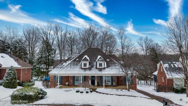 803 Lake Forest Pkwy, Louisville, KY 40245