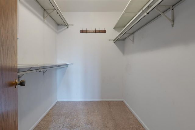 7710 Dempster 404, Morton Grove, IL 60053