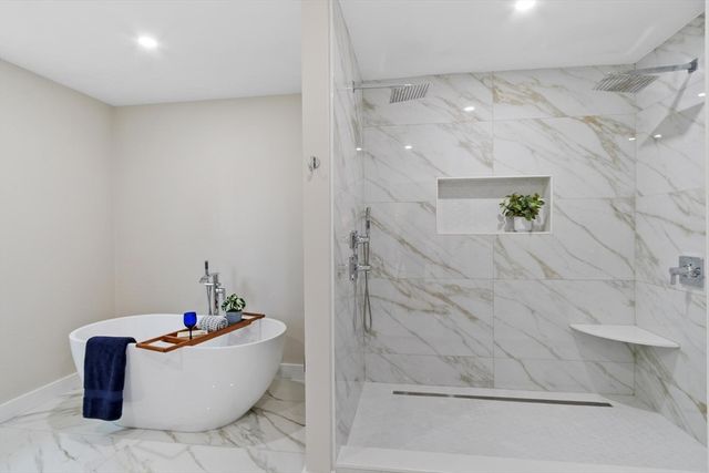 317 Middlesex St, North Andover, MA 01845