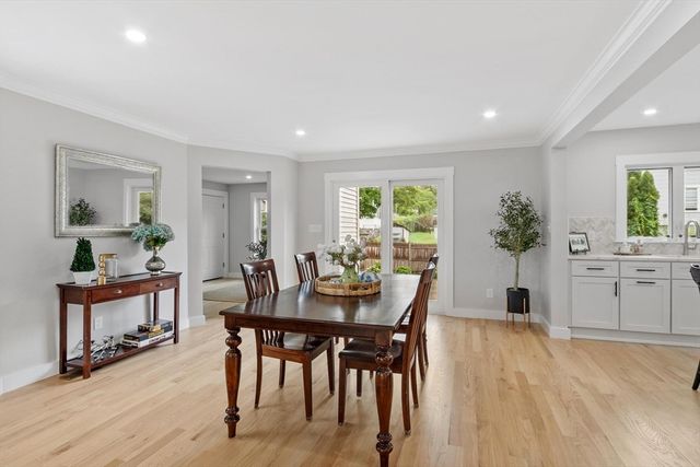 317 Middlesex St, North Andover, MA 01845