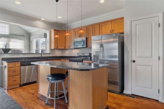 1359 Maplewood Cir, South Strabane, PA 15301