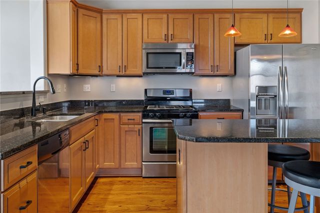 1359 Maplewood Cir, South Strabane, PA 15301