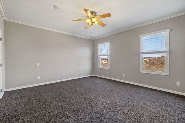 1359 Maplewood Cir, South Strabane, PA 15301