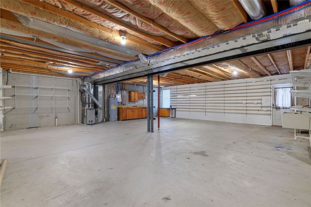 1359 Maplewood Cir, South Strabane, PA 15301