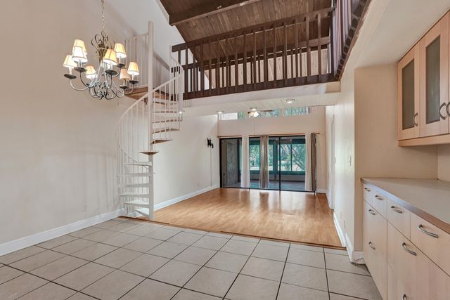 3810 NW 77TH Avenue, Davie, FL 33024