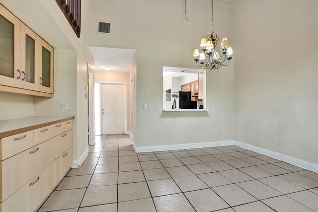 3810 NW 77TH Avenue, Davie, FL 33024