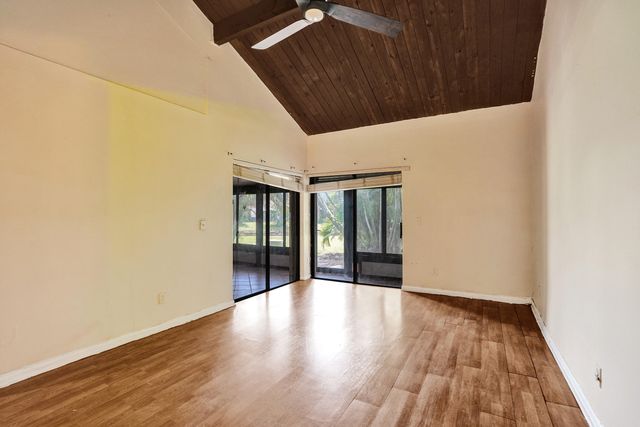 3810 NW 77TH Avenue, Davie, FL 33024